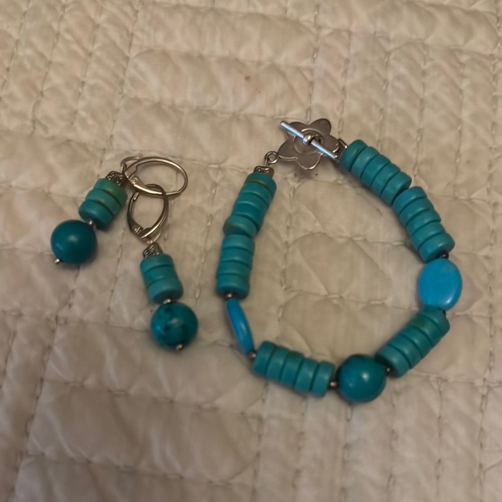 Turquoise Beaded Bracelet and Earring Set